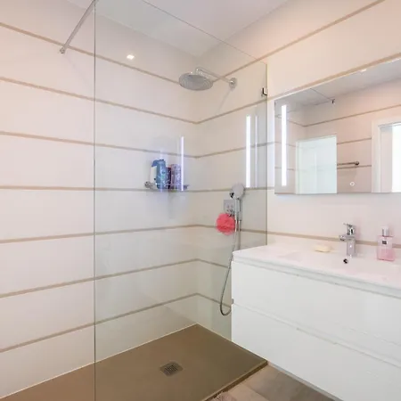 Casa Chloe Luxury Oceanview Penthouse *