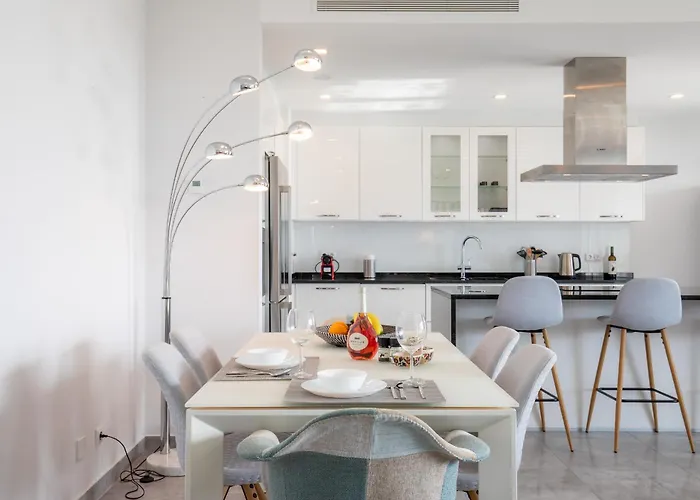 アパート Casa Chloe Luxury Oceanview Penthouse ラゴス