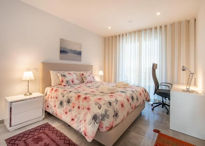 Casa Chloe Luxury Oceanview Penthouse * ラゴス