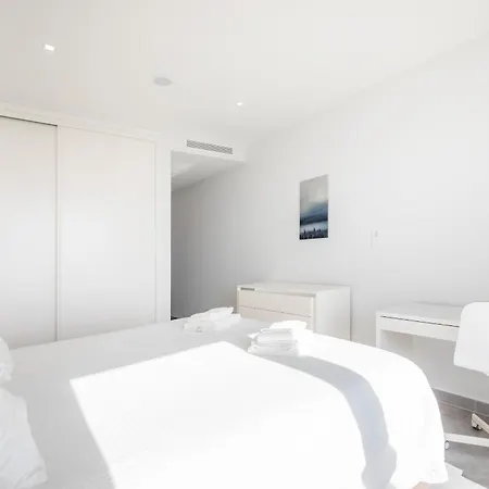 Casa Chloe Luxury Oceanview Penthouse * 라고스