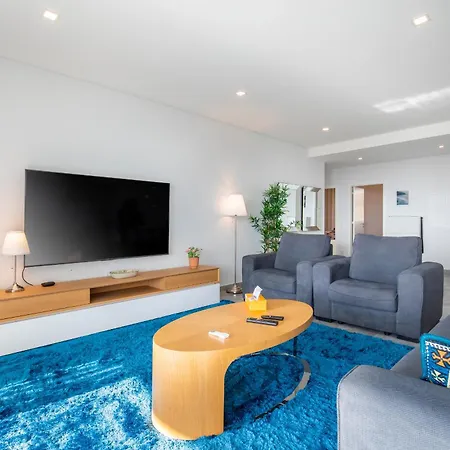 Casa Chloe Luxury Oceanview Penthouse * 라고스